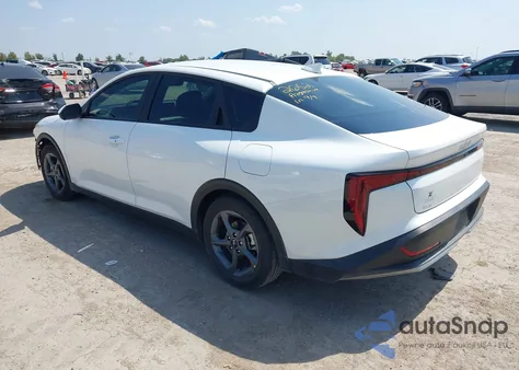 2025 Kia K4 Lxs из США, поврежденный, VIN 3KPFT4DEXSE033094